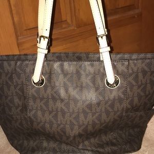 Michael Kors Tote